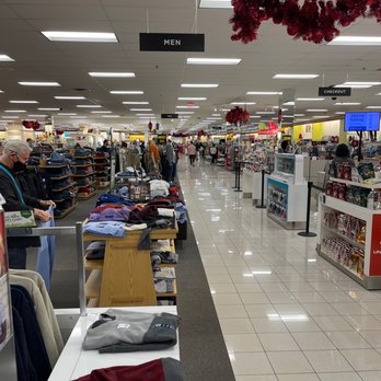 Kohl's - Huge store - Department Stores Near Me - IRVINE, California