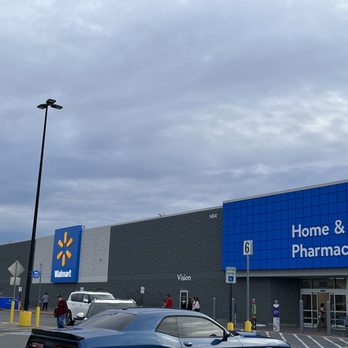Walmart Supercenter - Exterior - Grocery Near Me - Sevierville, Tennessee