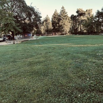 Veterans Memorial Park - Middle section - Parks Near Me - Yountville, California Veterans Memorial Park - Middle section - Parks Near Me - Yountville, California