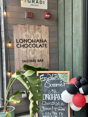 Lonohana Chocolate Tasting Bar by null