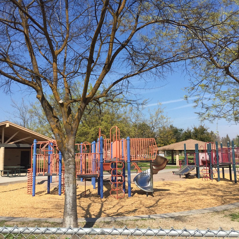 Orchid Park - Both structures and shelter - Parks Near Me - Fresno, California