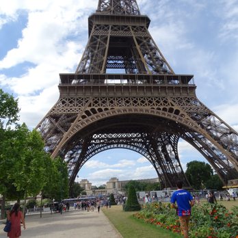 La Tour Eiffel - Landmarks & Historical Buildings Near Me - Paris, 75 La Tour Eiffel - Landmarks & Historical Buildings Near Me - Paris, 75
