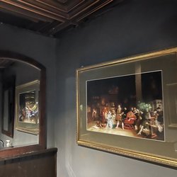 Ciro's Tavern - Bathroom