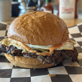 Smash Bros Bistro - Smashburger with egg - Salad Near Me - Fresno, California