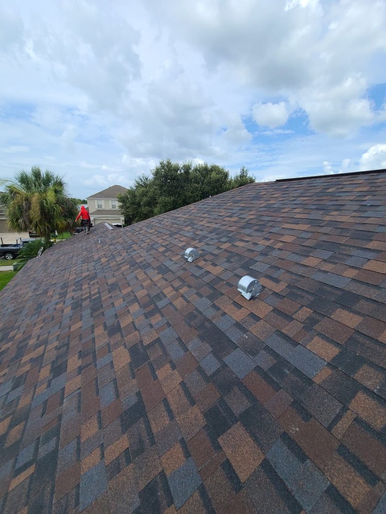 Slide of SolyMar Roofing