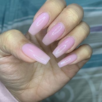 California Nails - Nail Salons Near Me - Des Moines, Iowa