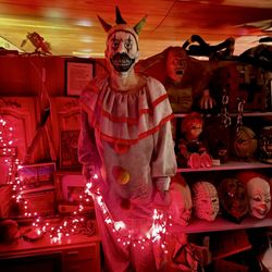 C Green’s Haunted History House And Museum