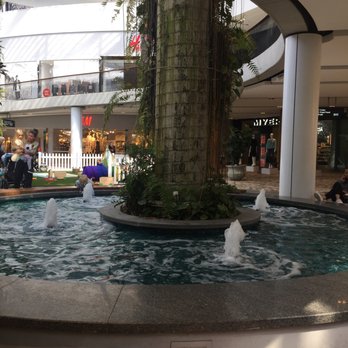 Warringah Mall - Lovely relaxing spot in the middle of the shopping centre. - Shopping Centers Near Me - Brookvale, NSW Warringah Mall - Lovely relaxing spot in the middle of the shopping centre. - Shopping Centers Near Me - Brookvale, NSW