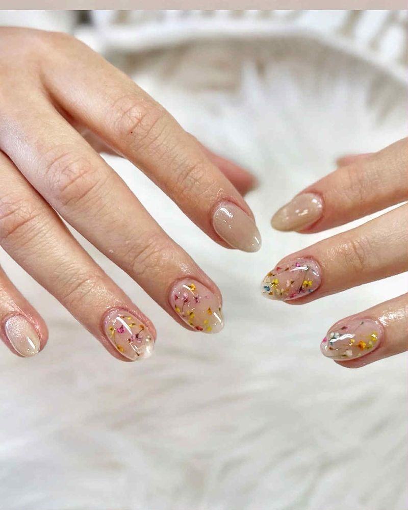 Violet Pretty Salon Logo