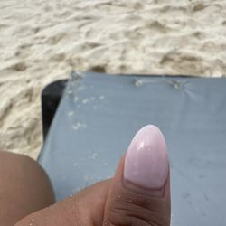 5 Star Nails & Spa - Clumpy nails!