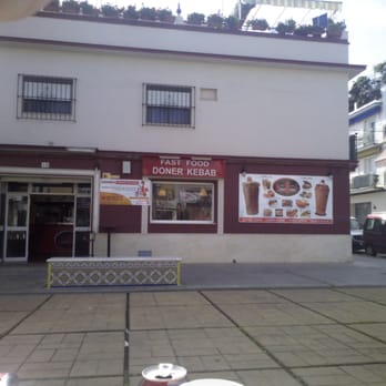 Doner Kebab - La fachada principal del Doner Kebab - Kebab Near Me - Lora del Río, SE Doner Kebab - La fachada principal del Doner Kebab - Kebab Near Me - Lora del Río, SE