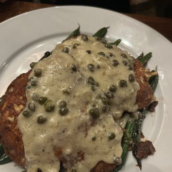 Aura Restaurant & Lounge - New American Near Me - Clive, Iowa Aura Restaurant & Lounge - New American Near Me - Clive, Iowa