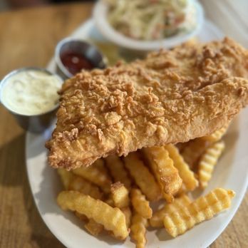 Chowder Heads - Fried fish and chips - Seafood Near Me - Jupiter, Florida