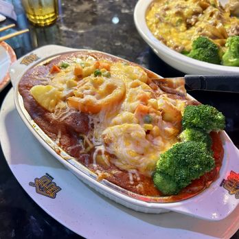 Local Cafe - B2. Baked Pork Chop in Tomato Sauce Over Rice - Chinese Near Me - Fremont, California Local Cafe - B2. Baked Pork Chop in Tomato Sauce Over Rice - Chinese Near Me - Fremont, California