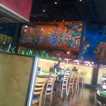 Mad Mex - Shadyside - Inside seating - Mexican Near Me - Pittsburgh, Pennsylvania Mad Mex - Shadyside - Inside seating - Mexican Near Me - Pittsburgh, Pennsylvania