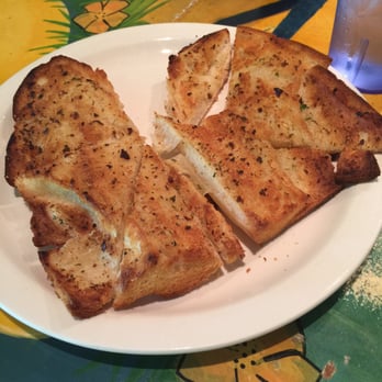 Blue Giraffe Restaurant - Garlic bread - Seafood Near Me - Sanibel, Florida