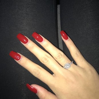 Lyly Natural Nail& Spa - Nail Salons Near Me - Lowell, Massachusetts