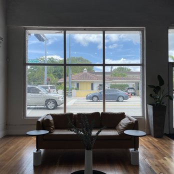 White Rose Coffee - Love the vibe - Coffee & Tea Near Me - Miami, Florida White Rose Coffee - Love the vibe - Coffee & Tea Near Me - Miami, Florida