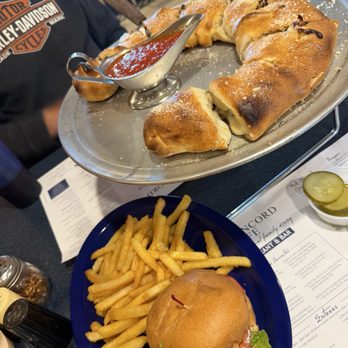 Concord Cafe - Pizza Near Me - Avalon, New Jersey