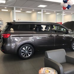 Ed Napleton Kia Of Elmhurst 75 Photos 187 Reviews Auto Repair 727 W Grand Ave Elmhurst Il Phone Number Yelp