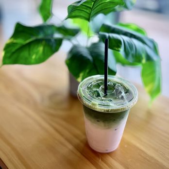 Skimos Coffee Shop - Huckleberry Sweet Cream Matcha Iced Latte - Coffee & Tea Near Me - Las Vegas, Nevada Skimos Coffee Shop - Huckleberry Sweet Cream Matcha Iced Latte - Coffee & Tea Near Me - Las Vegas, Nevada