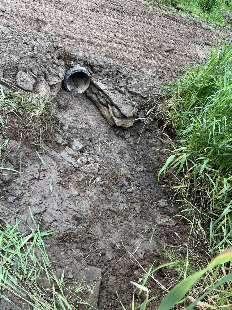 Slide of Thomas Construction