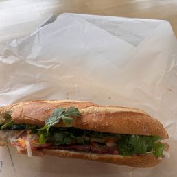 B6 - Pork Belly Char Siu Sandwich / Bánh Mì Thịt Ba Chỉ Xá Xíu
