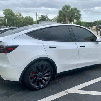 Accu Tint Window Tinting - Car Window Tinting Near Me - Pembroke Pines, Florida