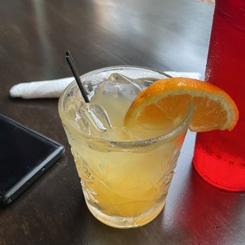 Community Pie - Downtown - Peach Sangria - Pizza Near Me - Chattanooga, Tennessee