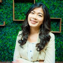 Sharon H Hou, LMFT
