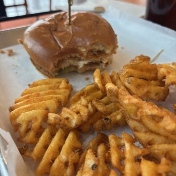 Atomic Wings - Chicken Sandwich & Waffle Fries - Chicken Wings Near Me - Greenfield, Indiana