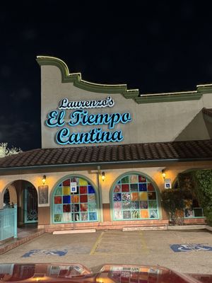 El Tiempo Cantina by null