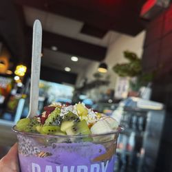 BYOB Acai Bowl at RAWBRY