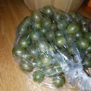 Chesapeake Farmers Market - Muscadine grapes from the Farm Chicks Produce stand. - Farmers Market Near Me - Chesapeake, Virginia