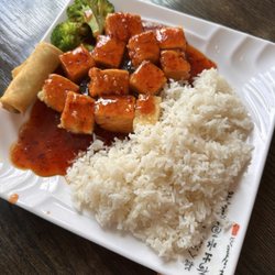 General Tao's Tofu lunch portion
