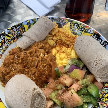 Heat Da Spot - Ful Ethiopian plate - Coffee & Tea Near Me - Washington, DC, District of Columbia