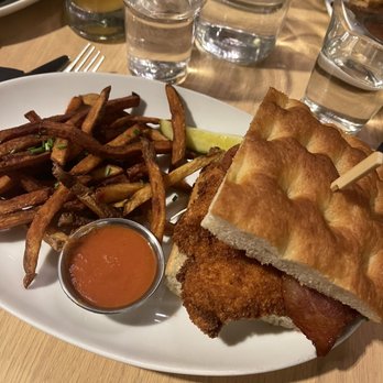 Bell Tower Brewing - Chicken Sandwich and Fries - Brewpubs Near Me - Kent, Ohio