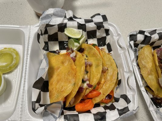 The Birria Queen (Food Truck) by null