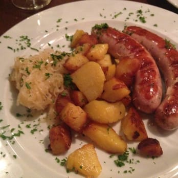 Vinum - House-made Bratwurst entree - Wine Bars Near Me - Frankfurt, HE