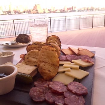 Chart House - Cheese plate - Seafood Near Me - Weehawken, New Jersey