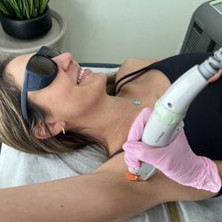 Laser Beauty Center - Under arm laser