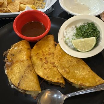 Hugo's Mexican Restaurant - Birria Tacos - Mexican Near Me - Florence, Alabama Hugo's Mexican Restaurant - Birria Tacos - Mexican Near Me - Florence, Alabama