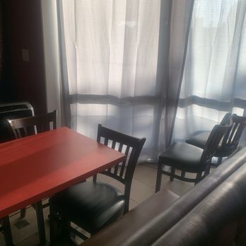 Marietta Fusion Pizza - Part of the dining room. - Pizza Near Me - Marietta, Georgia