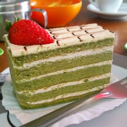 Doceria Alteza - Matcha layer cake. Not too sweet, as all the confections here, and very light and fluffy.