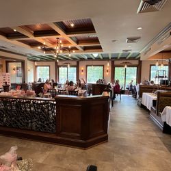 Cortlandt Colonial Restaurant & Ballroom - The space