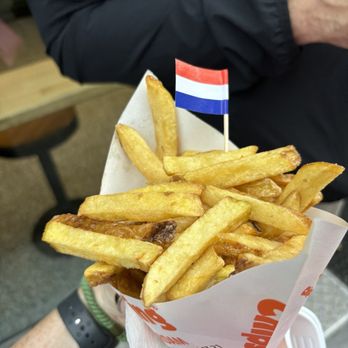 Chipsy King - Large fries - Fish & Chips Near Me - Amsterdam, New Hampshire