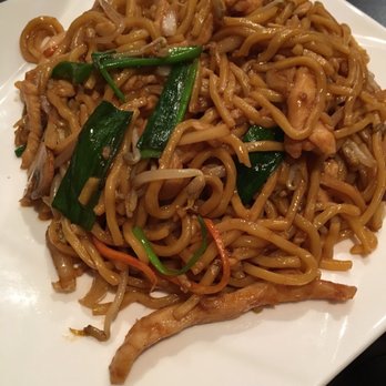 Bamboo Bistro - Chicken lo mein - Sushi Bars Near Me - Swarthmore, Pennsylvania
