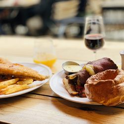 The Great Northern Railway Tavern