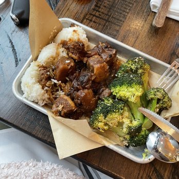 Estrellita - Pork Adobo, Broccoli, Rice Side - Filipino Near Me - Atlanta, Georgia