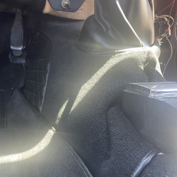 Lindy's Auto Upholstery - Auto Parts & Supplies Near Me - San Diego, California
